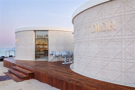 dubai dior store